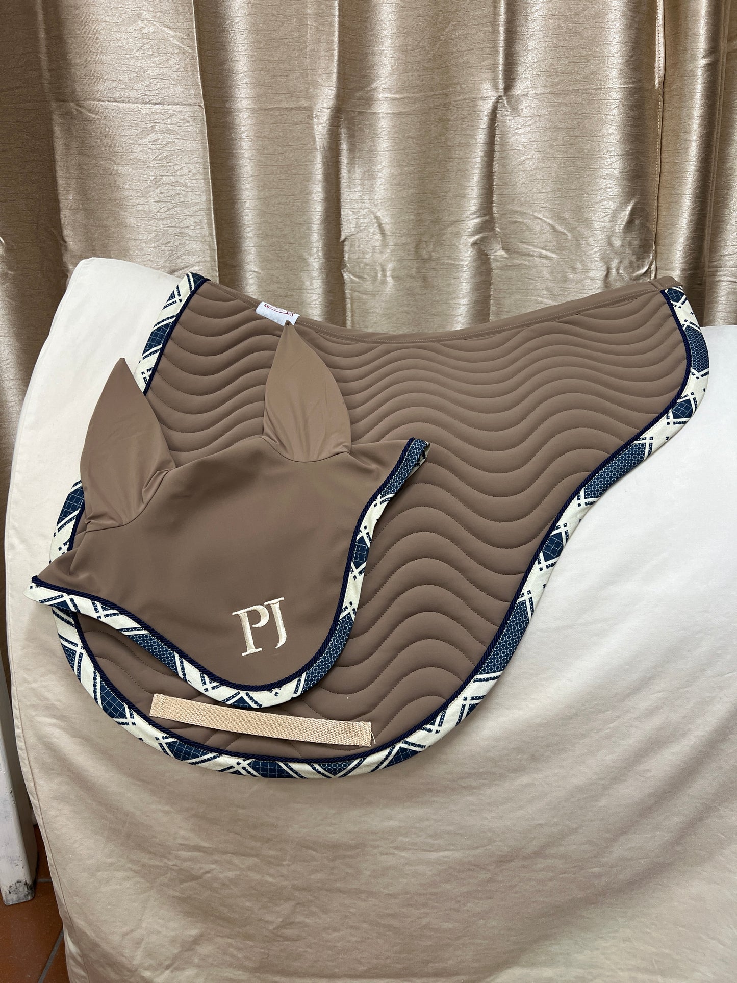 FULL saddle pad and gaiter set