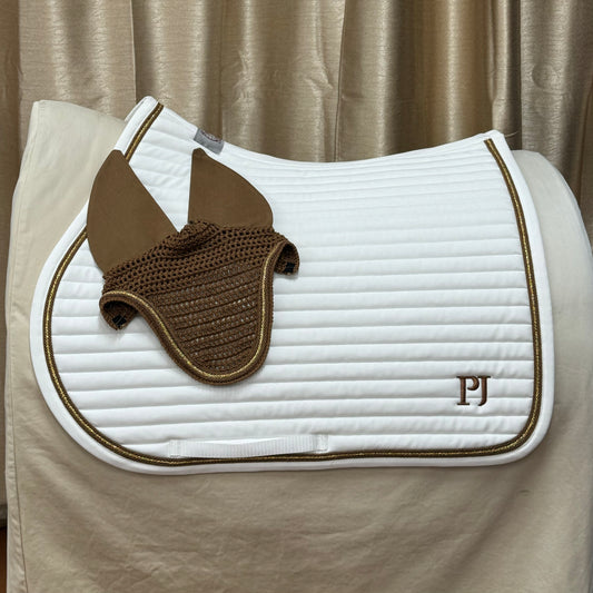 Saddle pad and bonnet