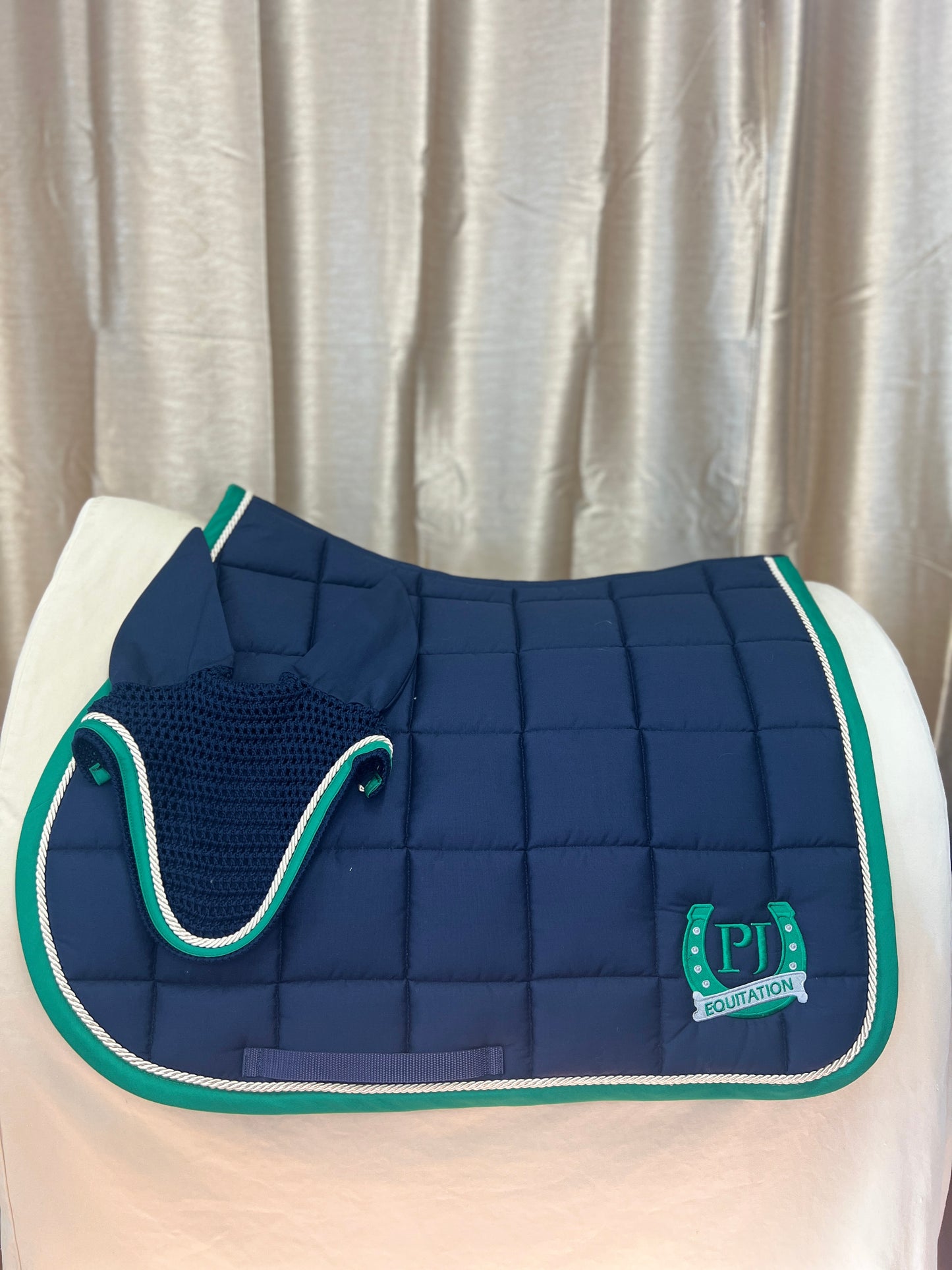 FULL set Saddle pad and bonnet