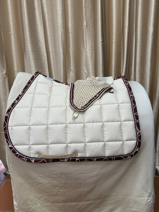 Saddle pad and bonnet