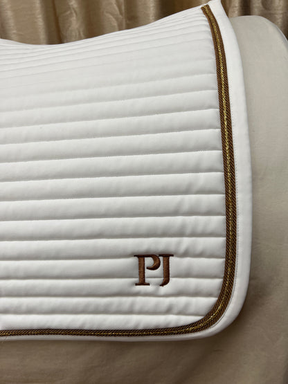 Saddle pad and bonnet